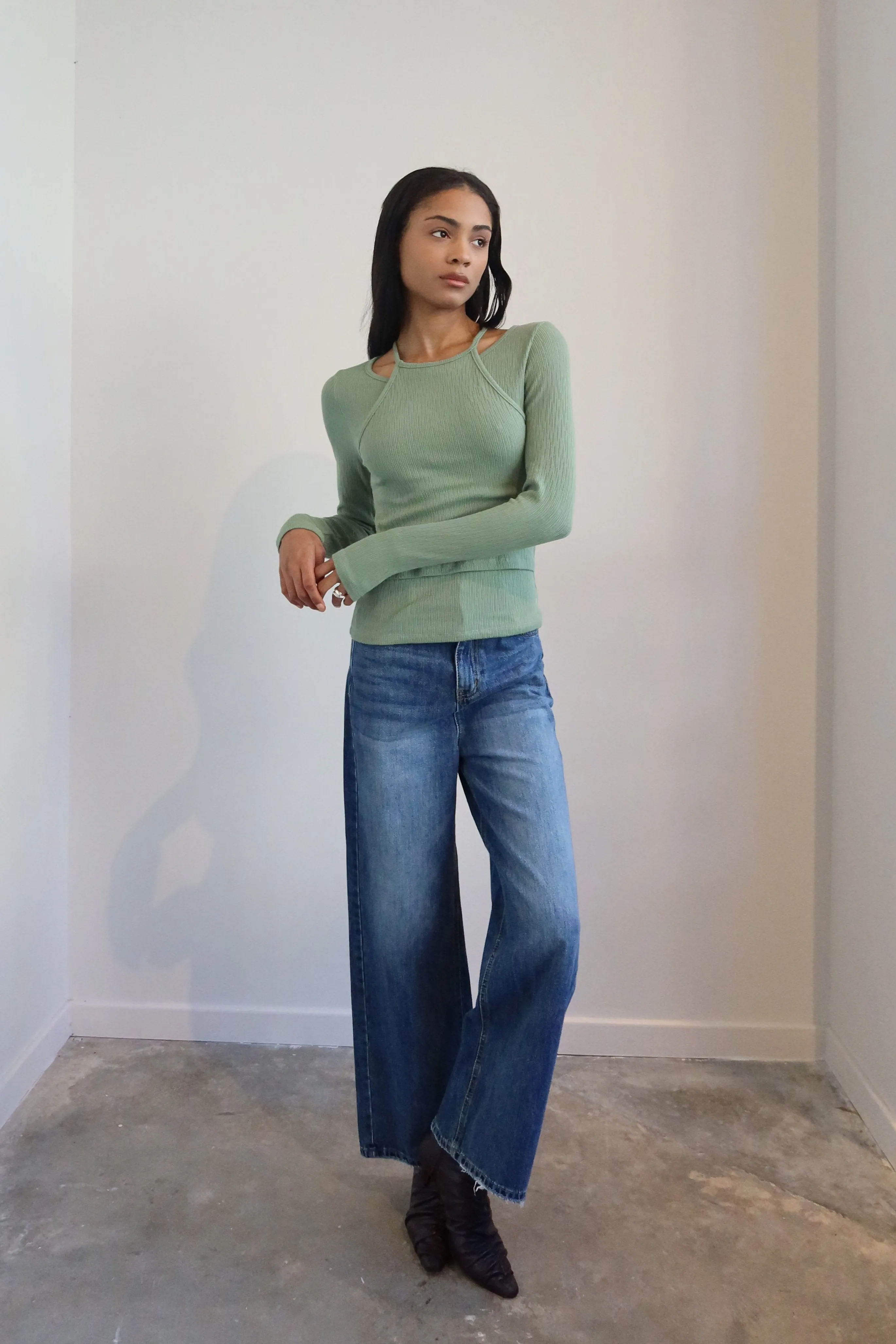 Dark Wash Straight Leg Jeans