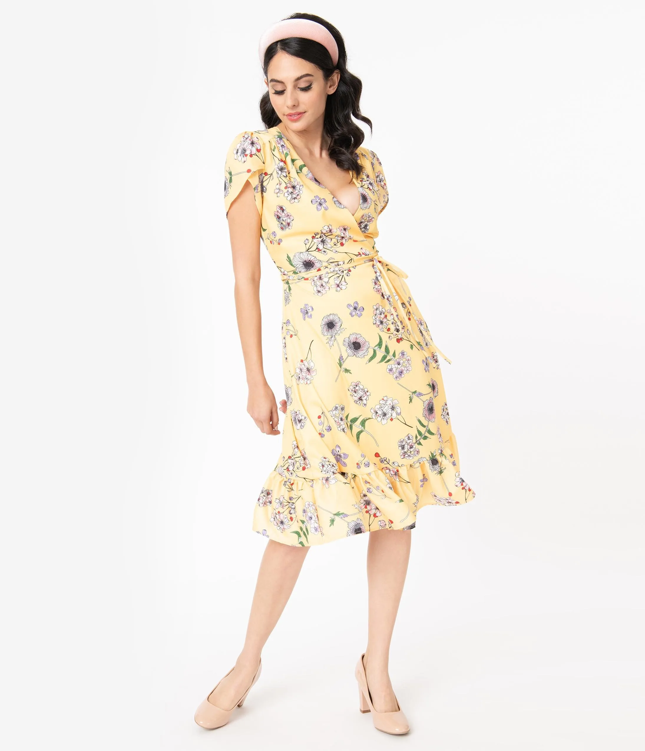 Smak Parlour Yellow & Ivory Floral Print Hide And Go Chic Midi Dress