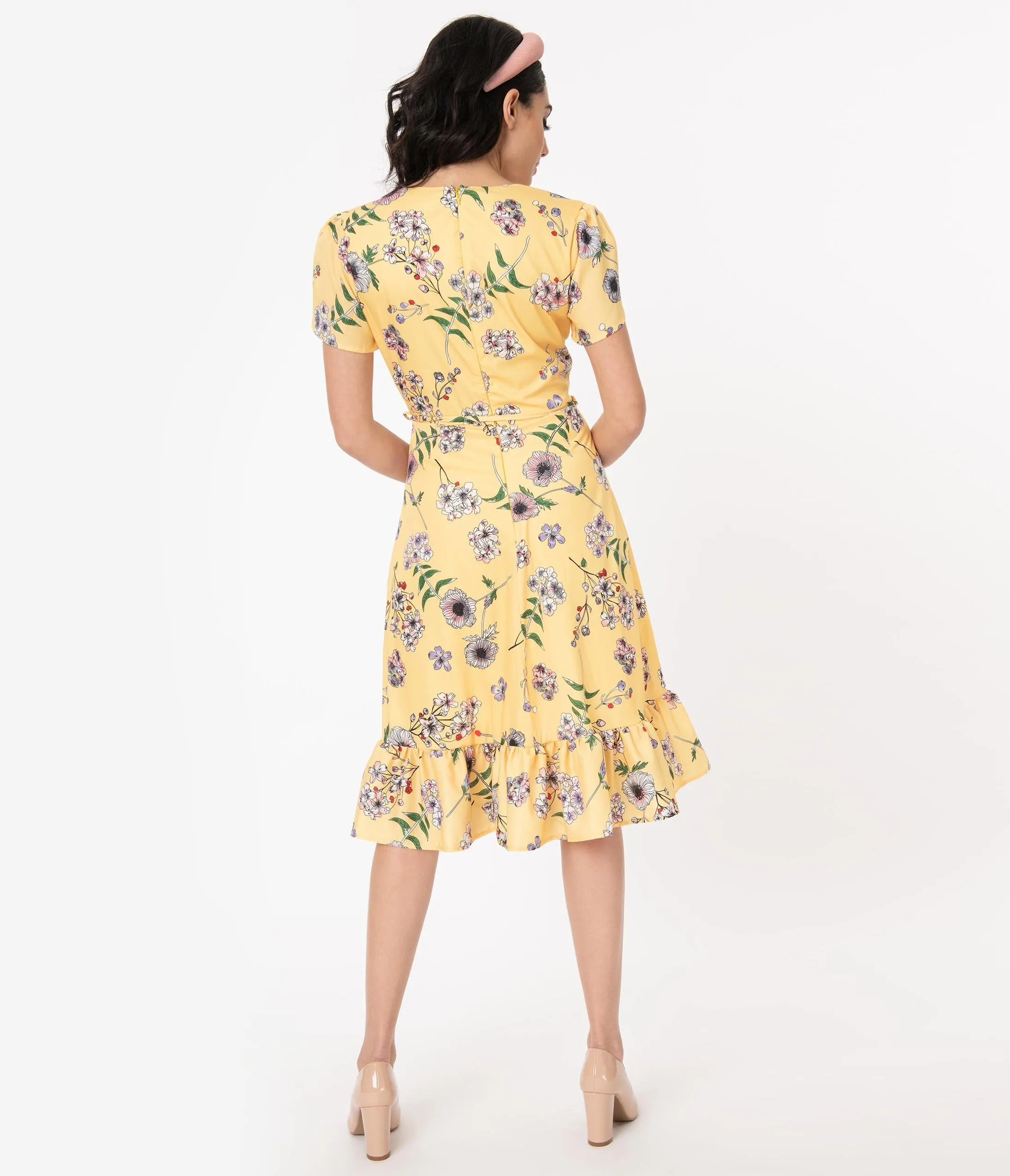 Smak Parlour Yellow & Ivory Floral Print Hide And Go Chic Midi Dress