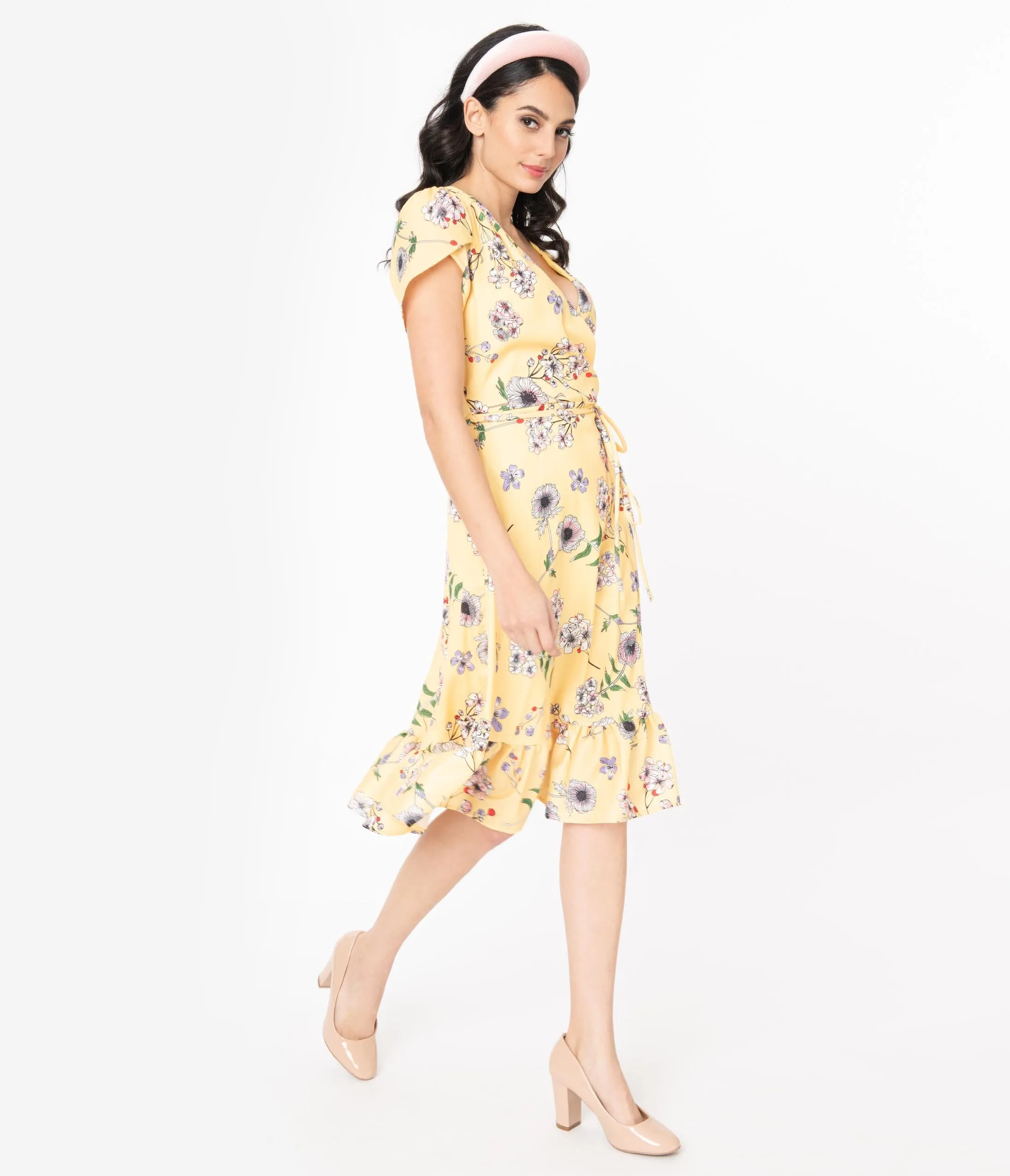 Smak Parlour Yellow & Ivory Floral Print Hide And Go Chic Midi Dress